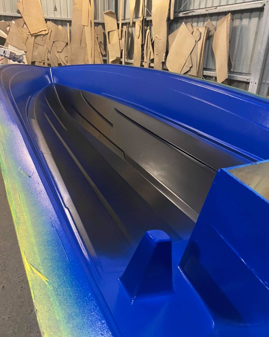 Looking super smart! Blue and black are the latest gelcoat colours to hit the mould for the lucky owner of this F25XS.