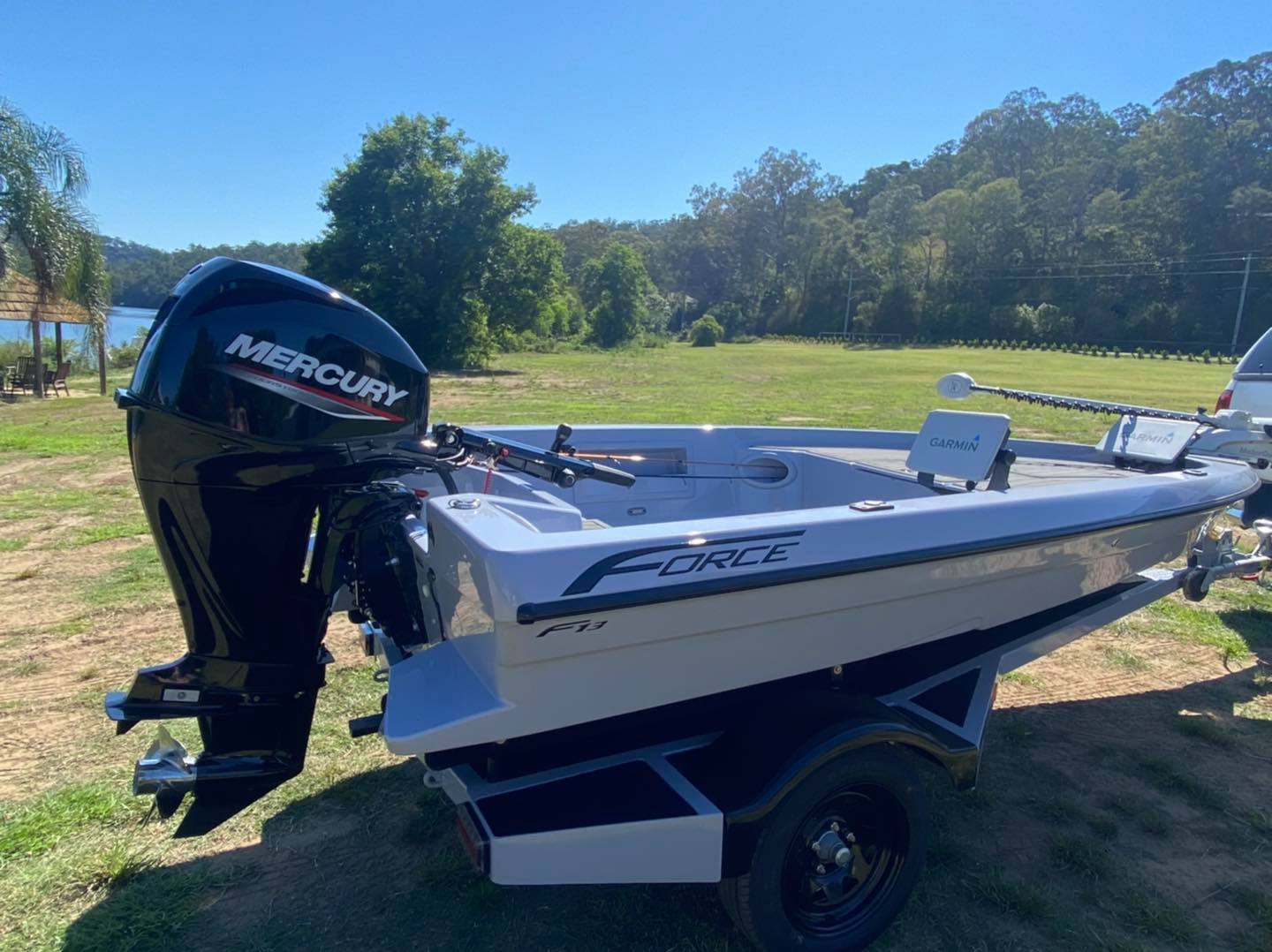 We are super proud of our First Force F13 Fisher on its very own, Force Custom Trailer.  Fitted out with all the latest gadgets, Mercury 4 stroke 40hp engine with WIFI Vessel View Mobile, Motor Guide, Live fish Well and Rod Storage, this is a fisher’s dream 🎣