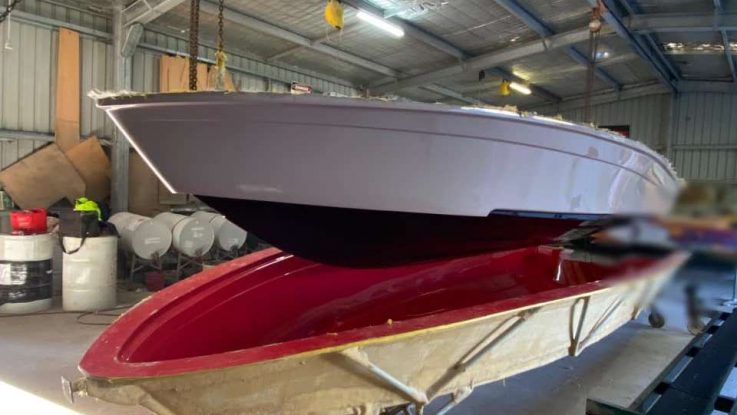 In May, our latest F25XS has been released out of the mould! The Steel grey on black looks magnificent!